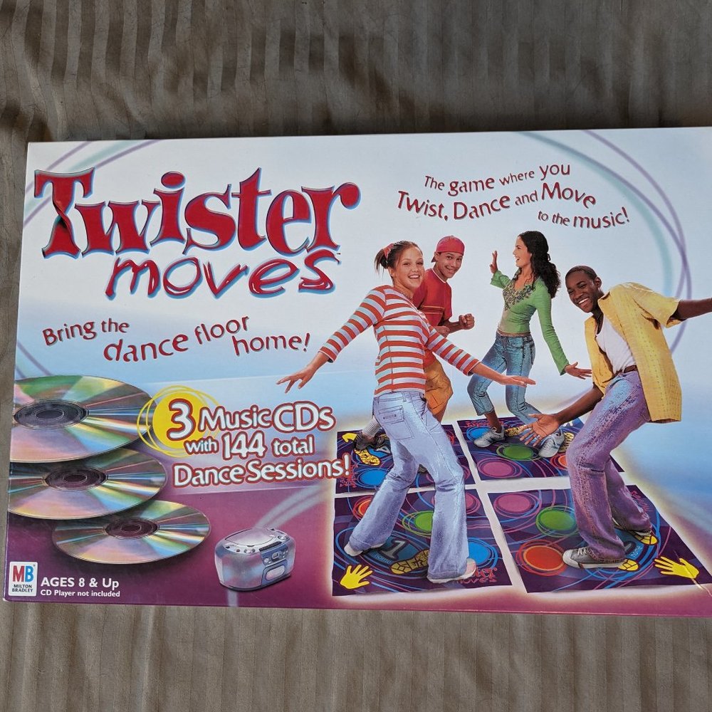 Milton Bradley Twister Moves Dance Floor Game New in Box